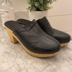 Free People Clogs